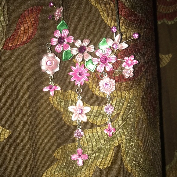 Pink Flowers Rhinestone Drop Layered Set NWOT - Picture 4 of 17